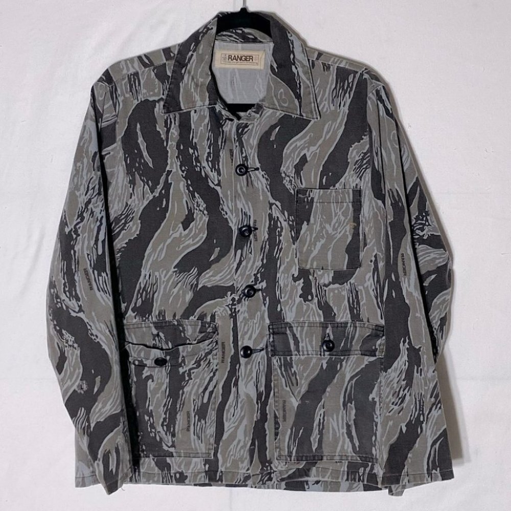 Vinatge Grey Black Ranger Camo Button Up Utility Shirt Shacket Chore Coat S